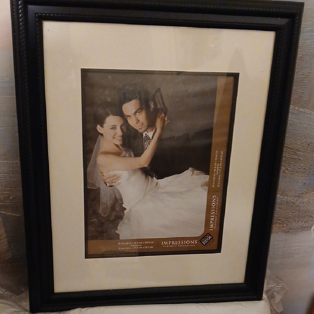 Classic Black Picture Frame with Elegant Accents